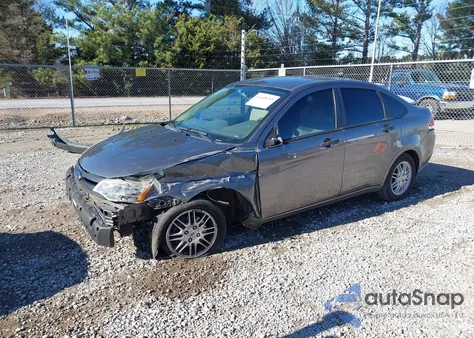 2011 Ford Focus Se z USA, uszkodzony, nr VIN 1FAHP3FN3BW117435
